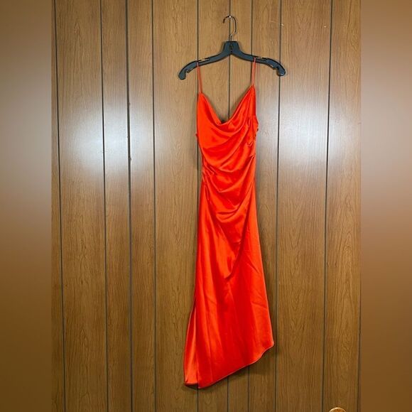 Alice + Olivia Vista Satin Asymmetric Dress size 2 - Picture 6 of 12